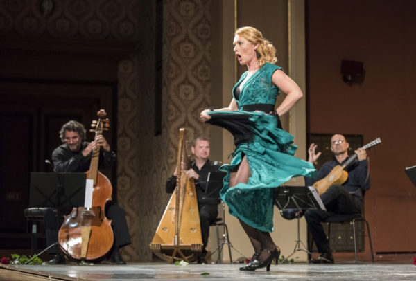 Magdalena Kožená s hvězdou flamenca v pražském Rudolfinu